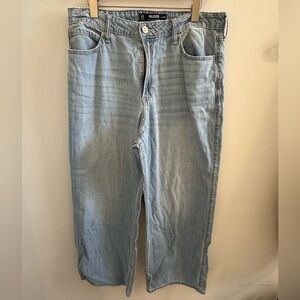 Hollister Women Ultra High-Rise Jeans